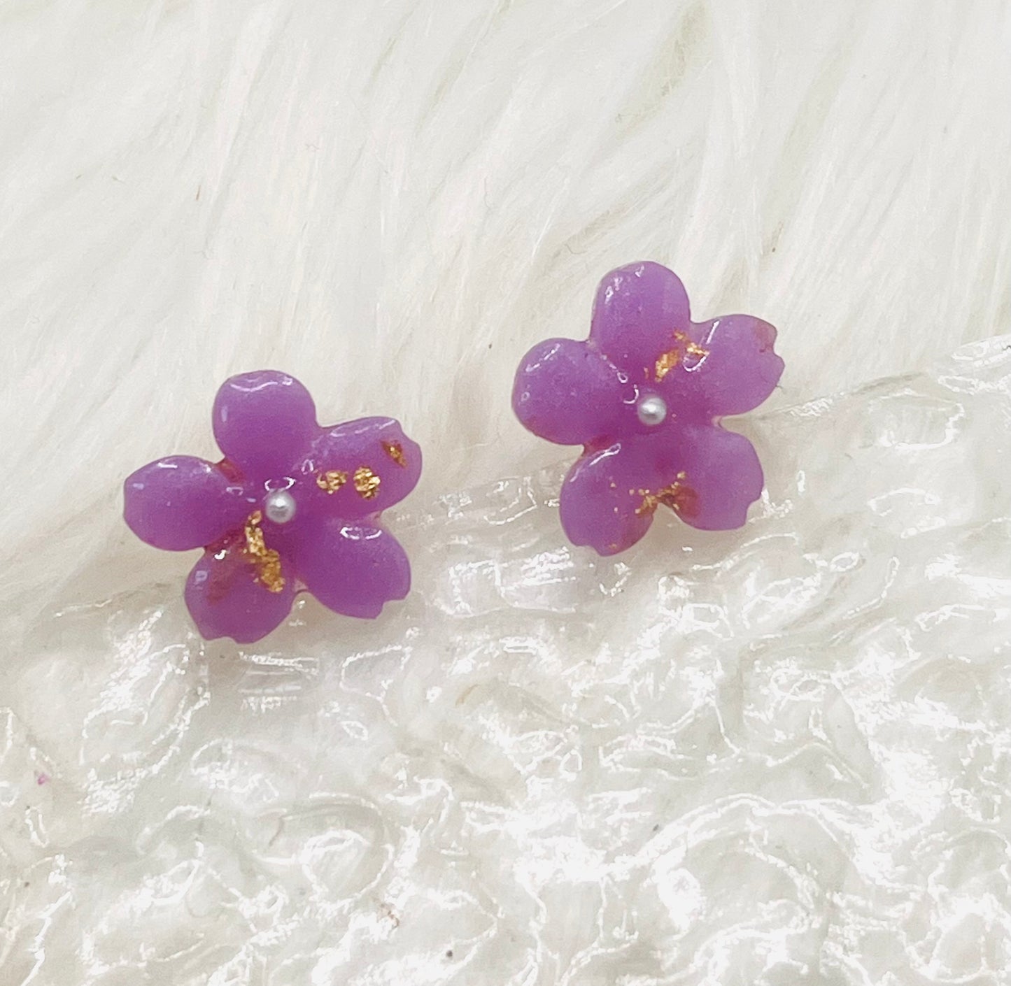 FLOWER STUDS