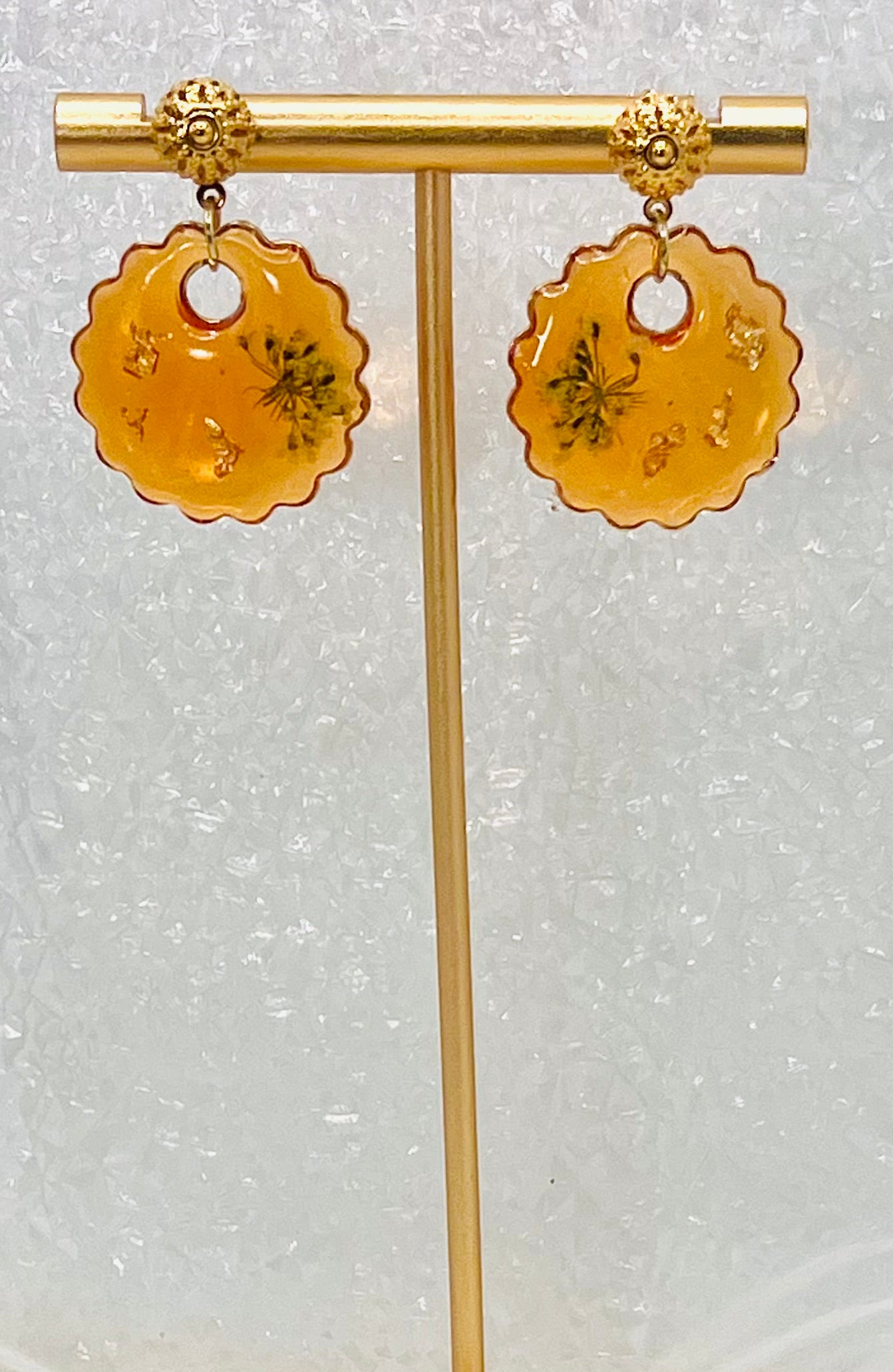 CIRCULAR ORANGE FLORAL DANGLES