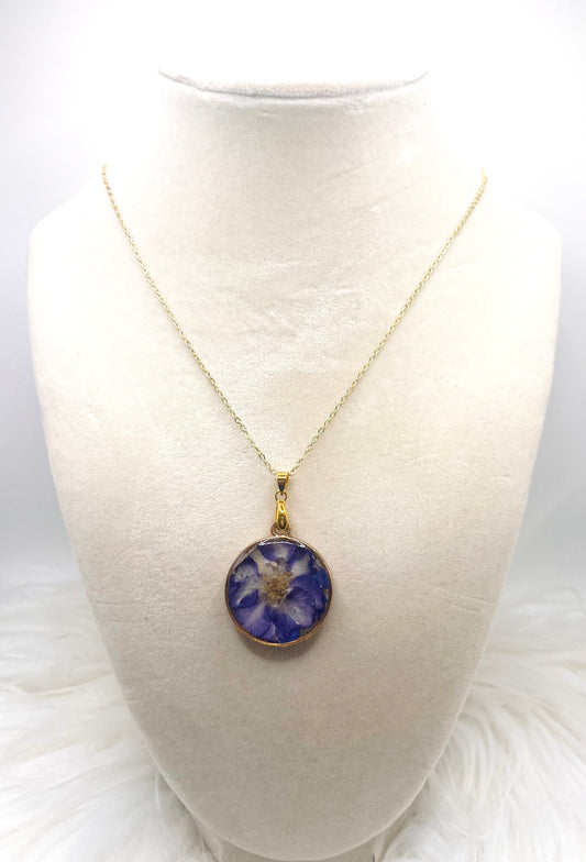 BLUE FLORAL NECKLACE