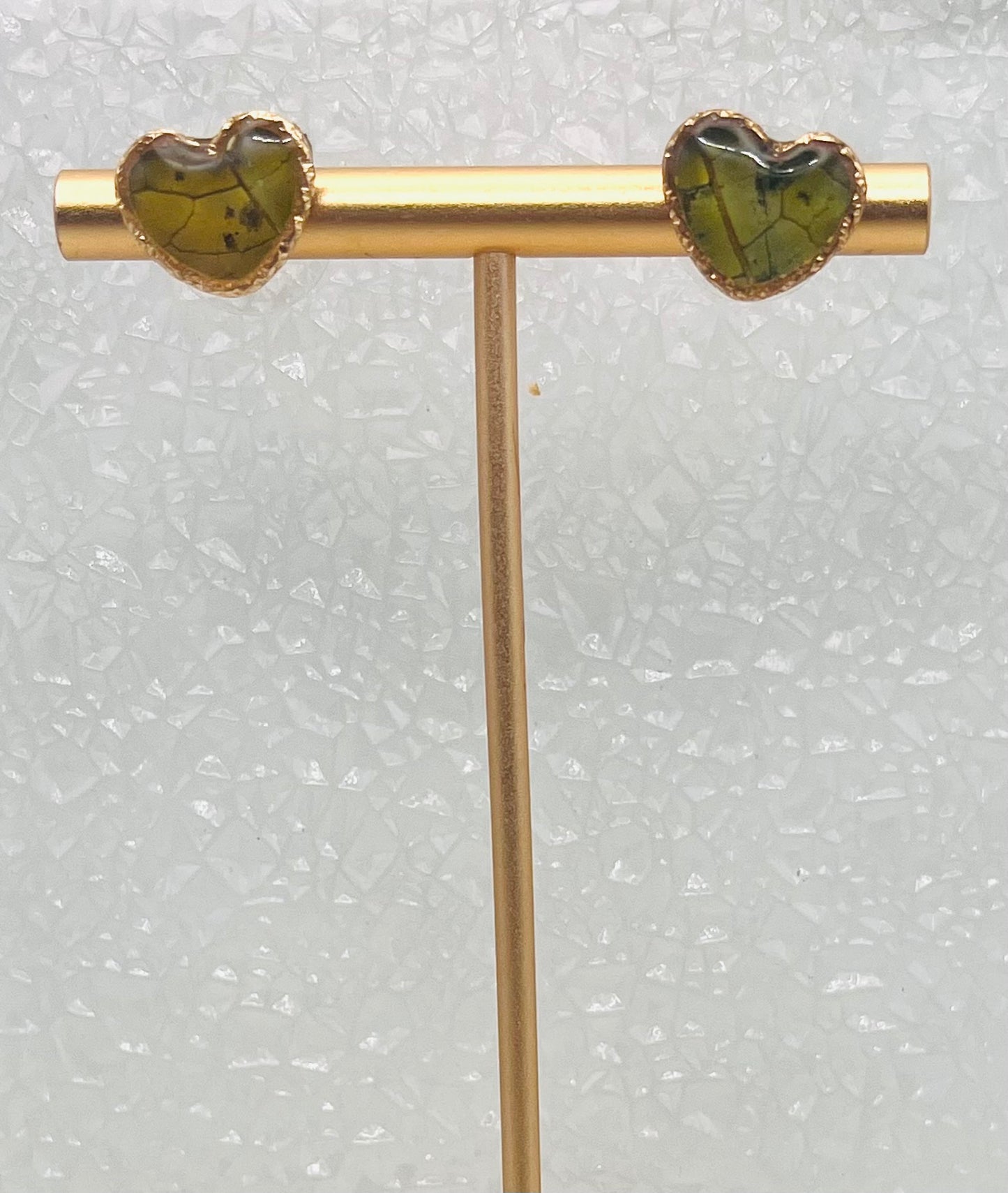 GREEN LEAF STUDS