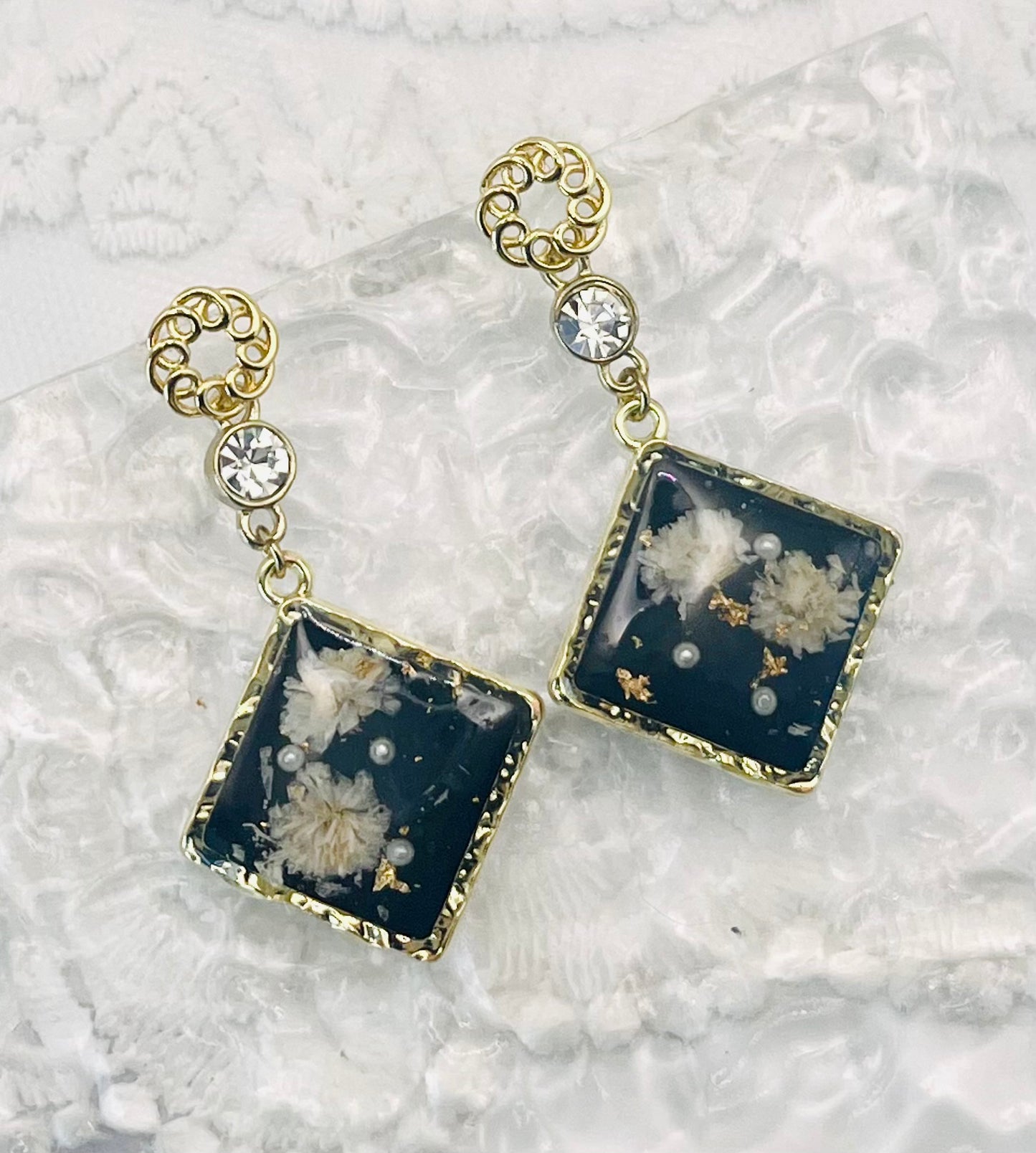 BLACK FLORAL DANGLES