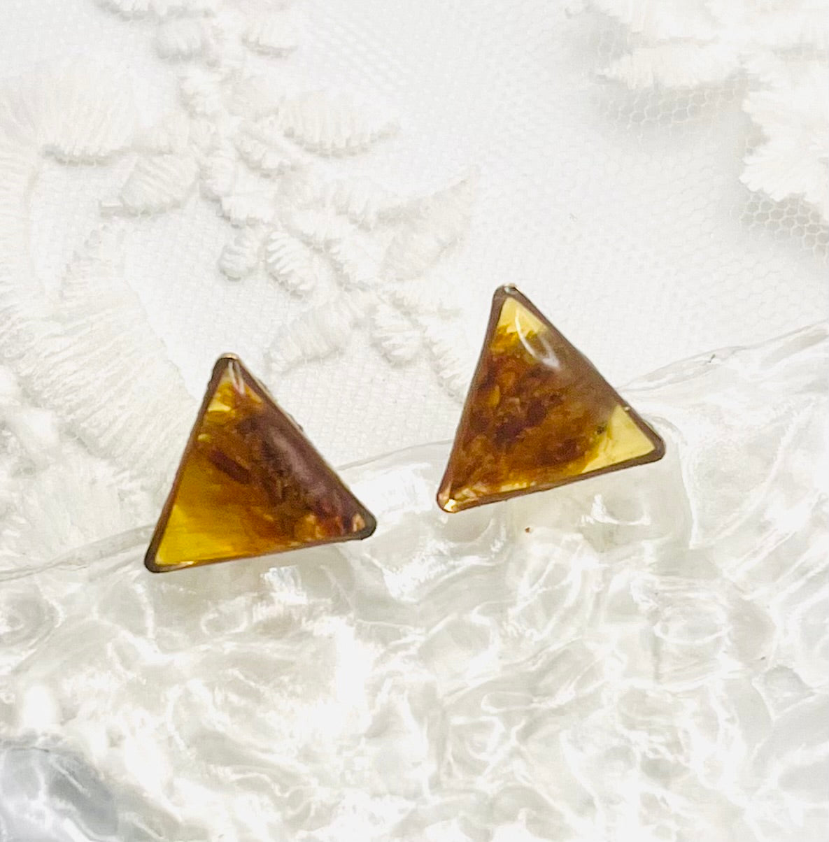 YELLOW FLORAL STUDS