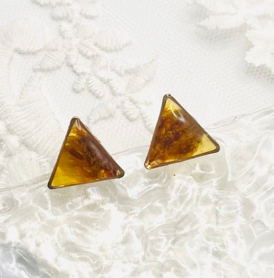 YELLOW FLORAL STUDS